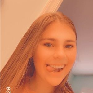 Meet your Posher, Allison